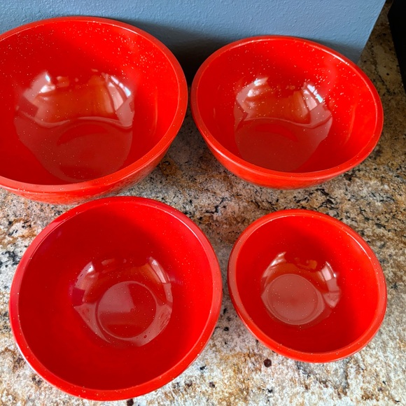 Crate&Barrel NWT red sparkle set of 4 melamine mixing bowls - Picture 2 of 4